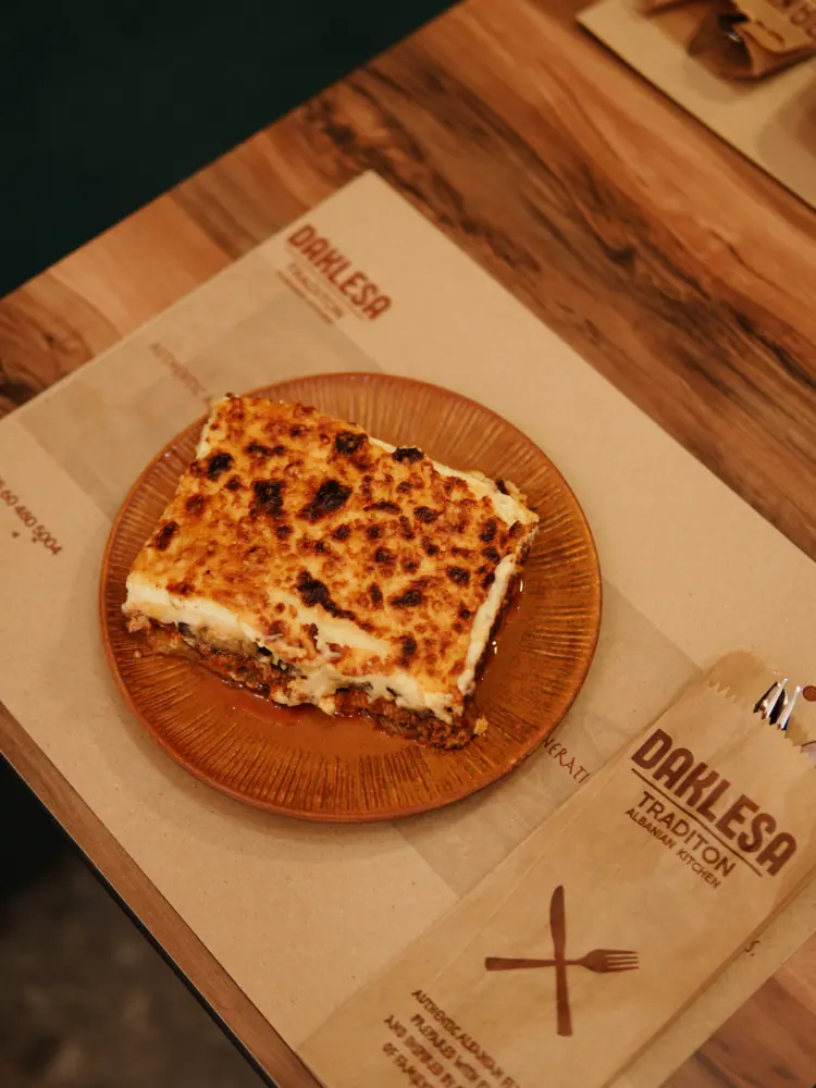 A slice of pastiço